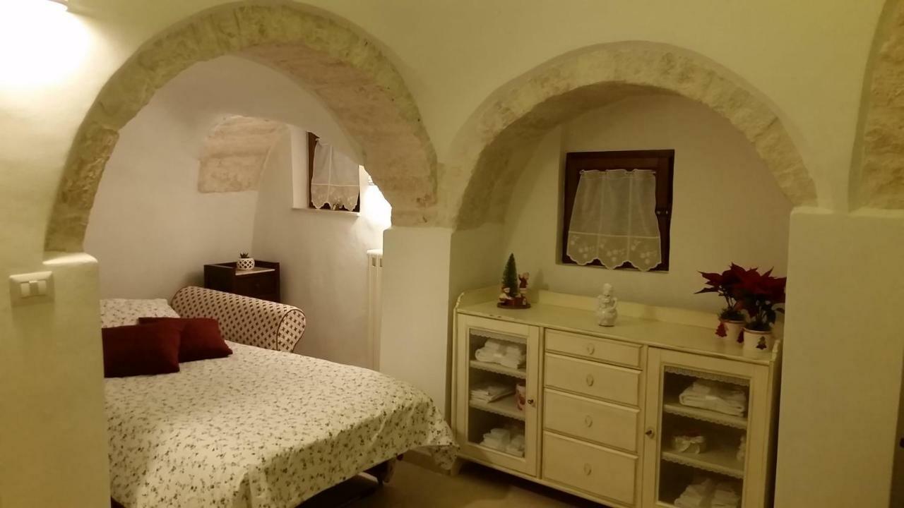 Trullo "Vicolo Fiorito" Villa Alberobello Buitenkant foto