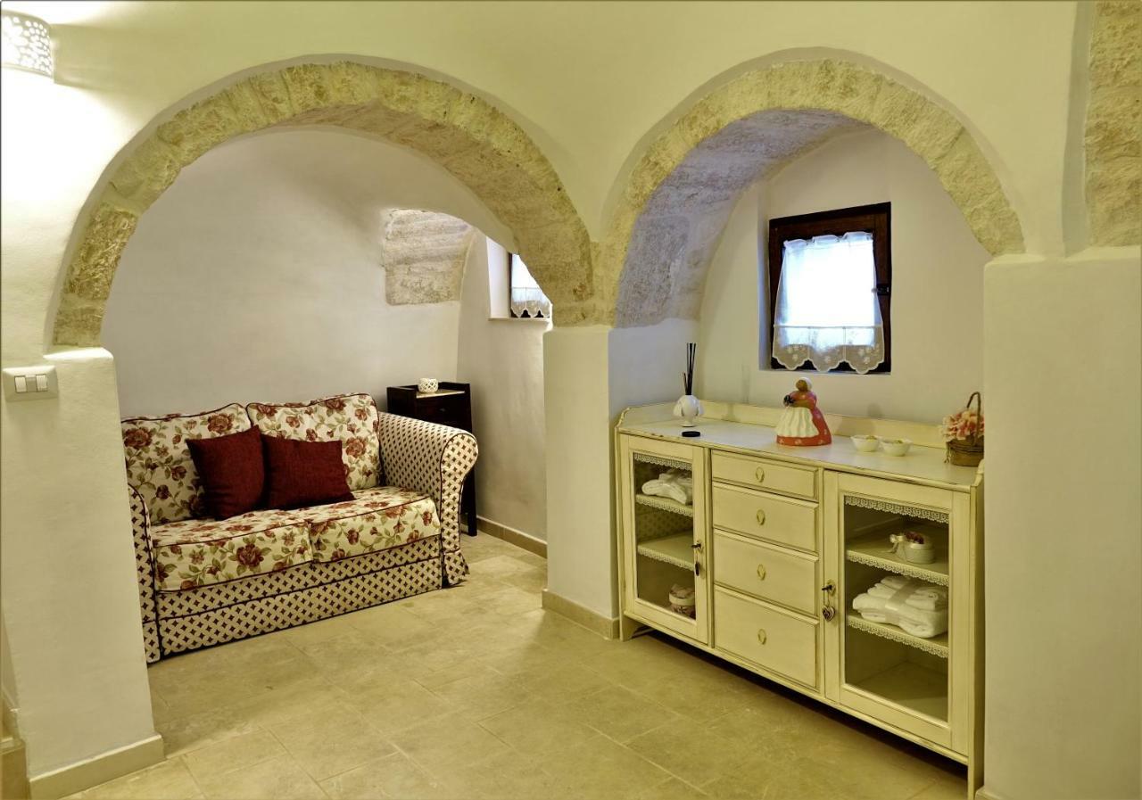 Trullo "Vicolo Fiorito" Villa Alberobello Buitenkant foto