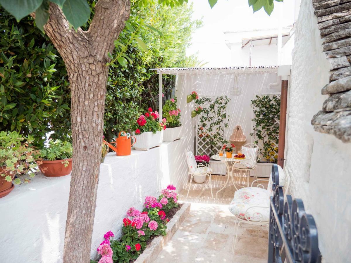 Trullo "Vicolo Fiorito" Villa Alberobello Buitenkant foto
