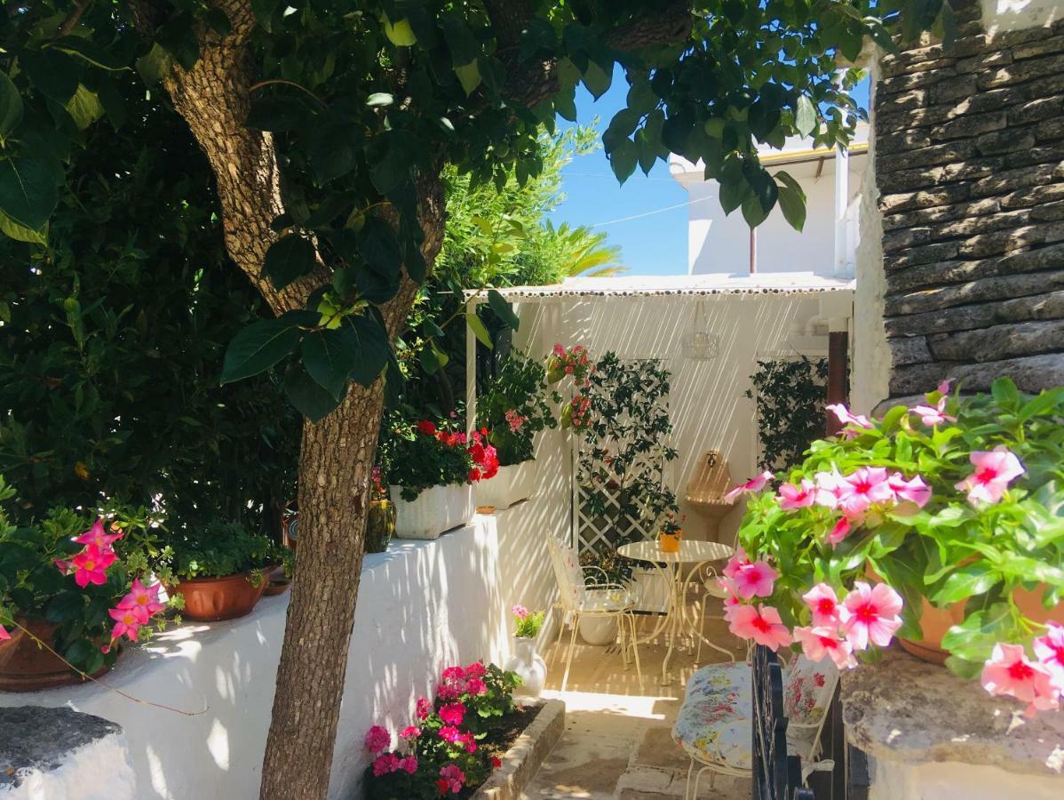Trullo "Vicolo Fiorito" Villa Alberobello Buitenkant foto